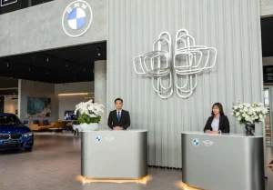 Cơ Hội Nghề Nghiệp Và Tiềm Năng Phát Triển Của Nhân Viên Sale Ô Tô