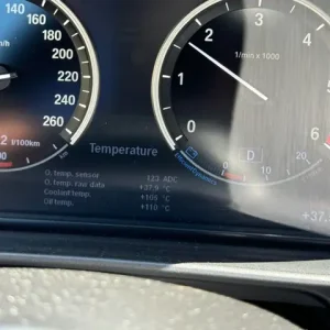 Làm Mát Xe Ô Tô Trong Mùa Hè: 7 Giải Pháp Hiệu Quả, Khoa Học Và An Toàn