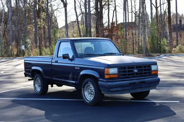 Làm Sao Để Biết Xe Ô Tô Đời Nào: Hướng Dẫn Chi Tiết Từ A Đến Z