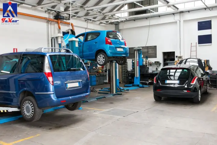 Có Nên Lát Nền Gara Ô Tô Trong Nhà?