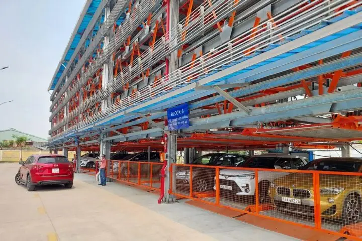 Lịch Đỗ Xe Ô Tô Tại Đà Nẵng: Cẩm Nang Chi Tiết A-z