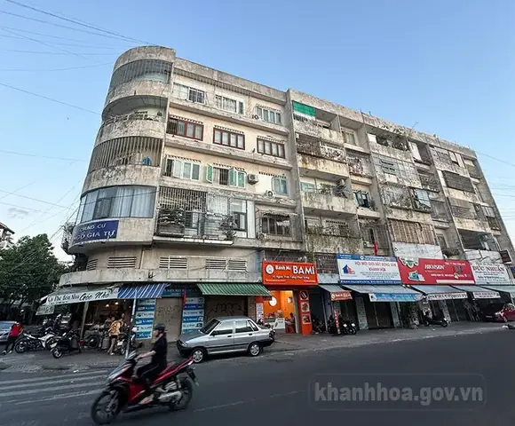 Nên Mua Ô Tô Cũ Ở Đâu Uy Tín Và Bí Quyết Kiểm Định Chất Lượng Xe Nên Mua Ô Tô Cũ Ở Đâu Uy Tín Và Bí Quyết Kiểm Định Chất Lượng Xe