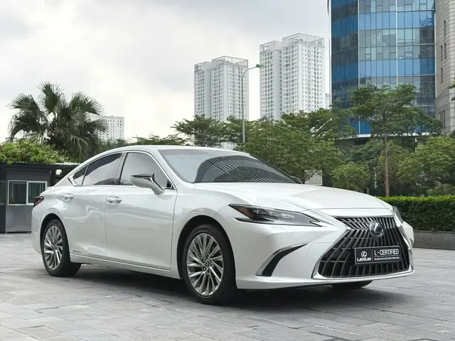 Nên Mua Ô Tô Cũ Ở Đâu Uy Tín Và Bí Quyết Kiểm Định Chất Lượng Xe Nên Mua Ô Tô Cũ Ở Đâu Uy Tín Và Bí Quyết Kiểm Định Chất Lượng Xe