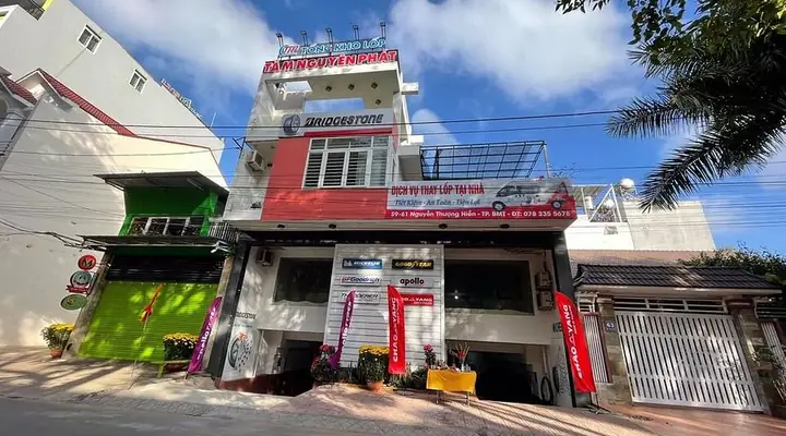 Lốp Xe Ô Tô Ở Bmt: Địa Chỉ Nào Uy Tín & Kinh Nghiệm Chọn Mua?