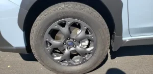 Lốp Xe Ô Tô Suv 235 60r17: Chọn Loại Nào Tốt Nhất Cho Xe Bạn?