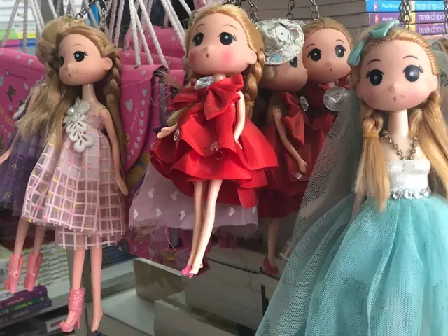 Lương Văn Can Xe Ô Tô Đồ Chơi