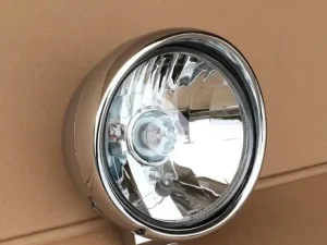 Vật Liệu Lý Tưởng Cho Mạ Chóa Đèn Xe Ô Tô: Nhựa Chuyên Dụng