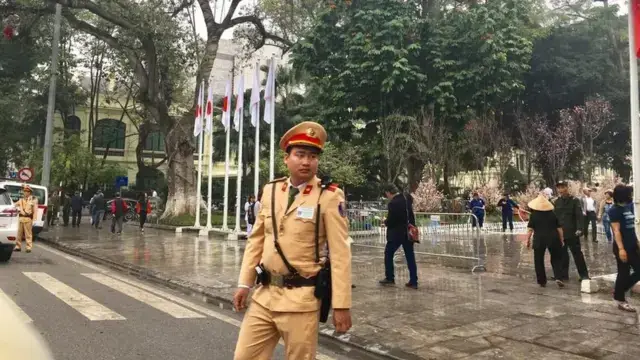 Màn Hình Dvd Xe Ô Tô: Những Điều Cần Biết Để Nâng Tầm Trải Nghiệm