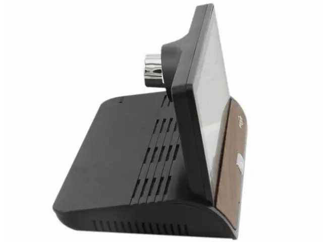 Lợi Ích Khi Lắp Đặt Màn Hình Taplo Chạy Android