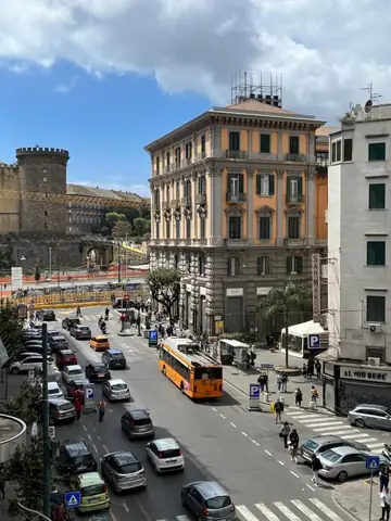 Làm Thế Nào Để Marion Thuê Một Xe Ô Tô An Toàn Và Tiết Kiệm?