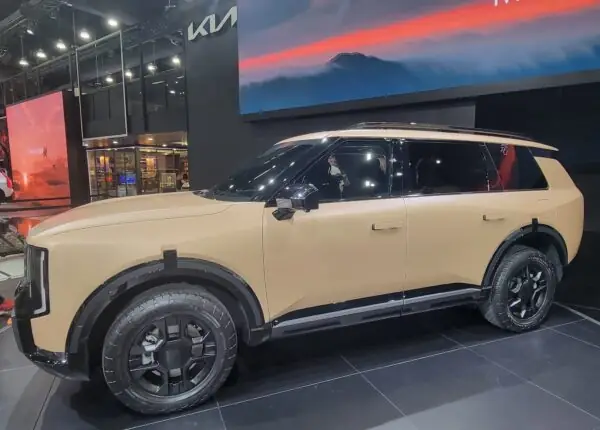 Mẫu Báo Cáo Tình Hình Sử Dụng Xe Ô Tô: Hướng Dẫn Chi Tiết & Tối Ưu Quản Lý Đội Xe