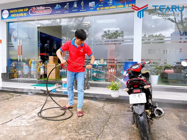 Hướng Dẫn Sử Dụng Máy Bơm Rửa Xe Cao Áp Đúng Cách