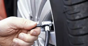 Ly-do-ban-nen-mua-bom-lop-xe-mini