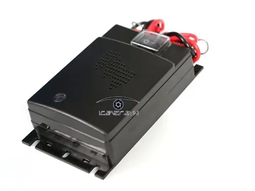 Máy Đuổi Chuột Cho Xe Ô Tô Xe Hơi Sóng Siêu Âm Am-366