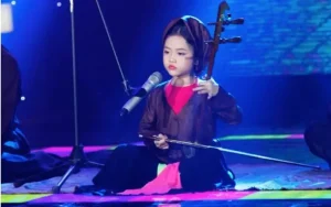 Xe Bán Tải Va Chạm Container, 2 Người Chết, 4 Người Bị Thương