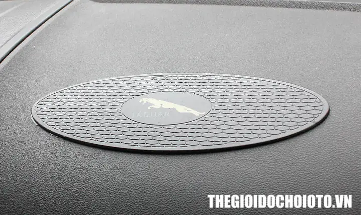 Lợi Ích Vượt Trội Khi Trang Bị Miếng Dán Chống Trượt Silicon Trên Xe Ô Tô Lợi Ích Vượt Trội Khi Trang Bị Miếng Dán Chống Trượt Silicon Trên Xe Ô Tô