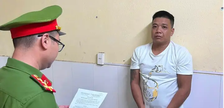 Miếng Thơm Treo Xe Ô Tô Green Tea: Chọn Mùi Hương Thanh Lọc Không Gian Xe