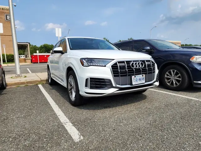 Mượn Xe Ô Tô Sử Dụng: Kinh Nghiệm Và Lưu Ý Quan Trọng Khi Sử Dụng Xe Không Phải Của Mình