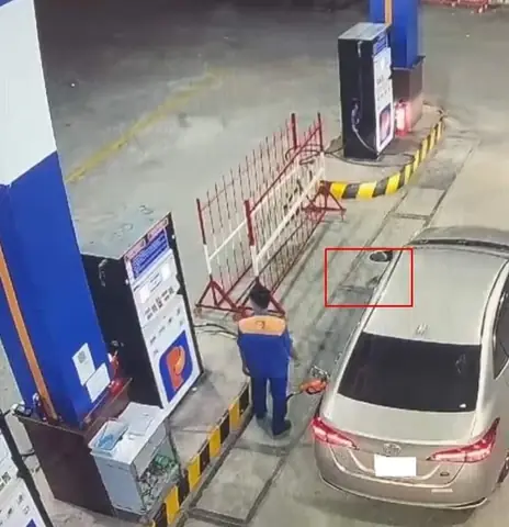 Hậu Quả Và Cách Xử Lý Khi Ném Đất Vào Xe Ô Tô