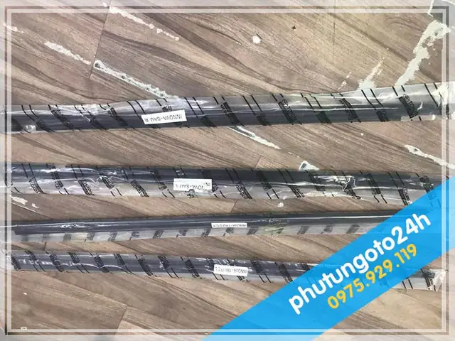 Công Dụng Nẹp Chân Kính Cửa Trước Toyota Innova