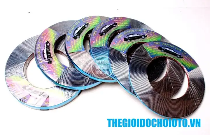 Cuộn Nẹp Dán Viền Xe Ô Tô, Dán Viền Inox Ô Tô