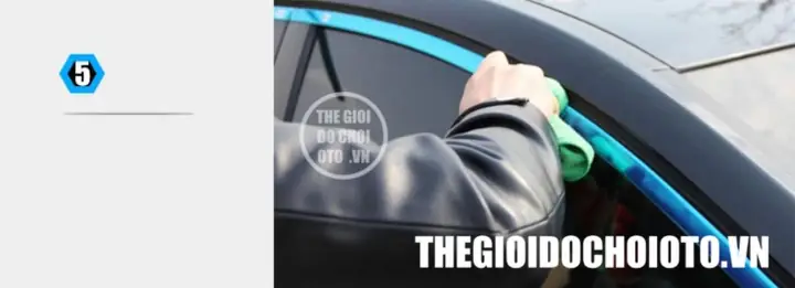 Cuộn Nẹp Dán Viền Xe Ô Tô, Dán Viền Inox Ô Tô