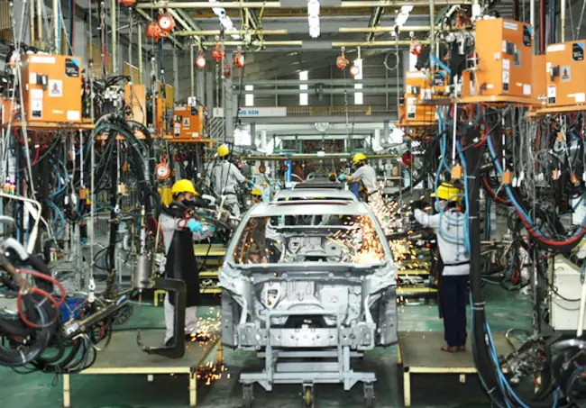 Ngành Điện Tử Xe Ô Tô Là Gì? Tổng Quan Từ A-z Cho Chủ Xe Việt