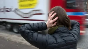 Hiểu Đúng Các Loại Tiếng Còi Xe Ô Tô Và Cách Xử Lý An Toàn