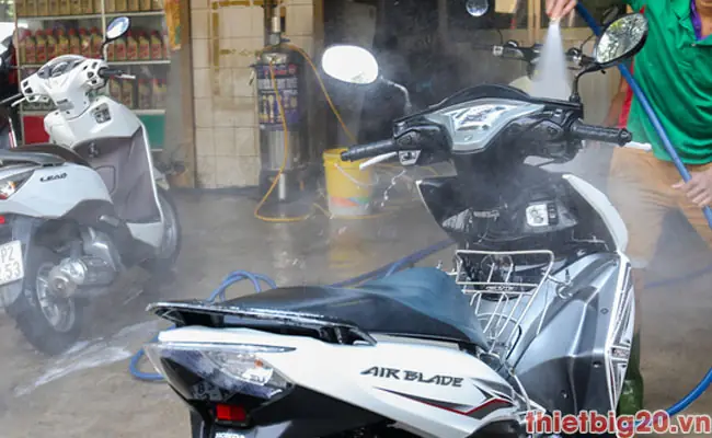 Những Nguyên Nhân Chính Khiến Xe Không Thể Nổ Sau Khi Rửa