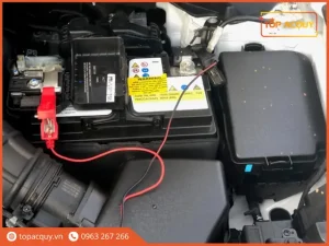Dùng Dây Câu Bình Đấu Nối Sạc Ắc Quy