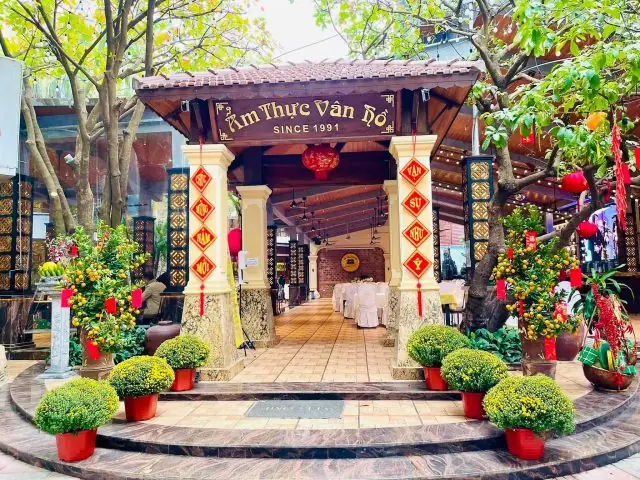 Tại Sao Tài Xế Ưu Tiên Nhà Hàng Có Chỗ Để Xe Ô Tô?