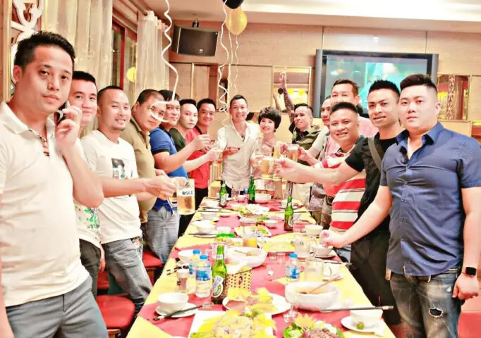 Bí Quyết Tìm Nhà Hàng Có Chỗ Để Xe Ô Tô Tại Các Đô Thị Lớn