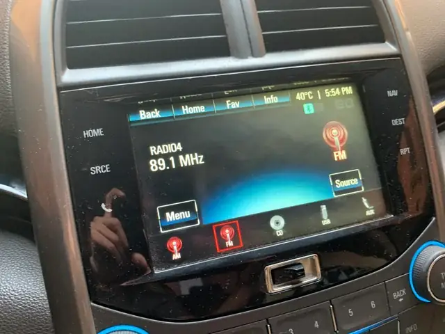 Nhạc Chọn Lọc Trên Xe Ô Tô: Tuyển Tập & Kinh Nghiệm Nâng Tầm Lái Xe