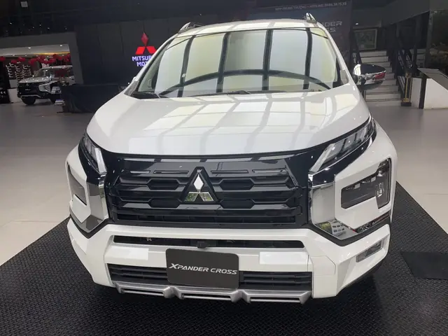 Nhân Viên Kinh Doanh Xe Ô Tô Mitsubishi