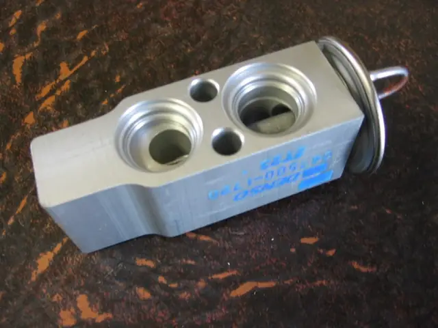 Cấu Tạo Của Hệ Thống Điều Hòa Ô Tô