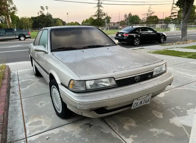 Những Chiếc Xe Ô Tô Nhật Đường Phố Cổ: Nét Đẹp Vượt Thời Gian