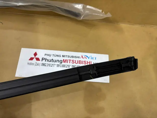 Các Dấu Hiệu Cho Biết Nẹp Nóc Xe Mitsubishi Xpander Bị Hỏng