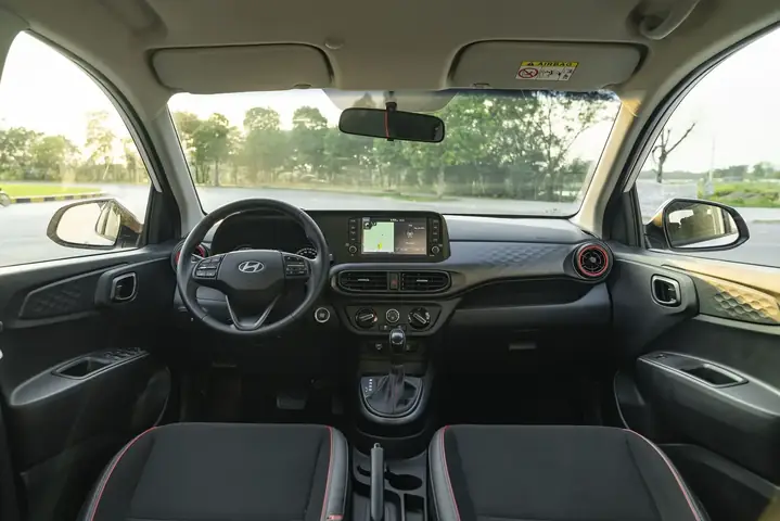Nội Thất Hyundai I10 Hatchback 1.2at Tiêu Chuẩn Nội Thất Hyundai I10 Hatchback 1.2at Tiêu Chuẩn