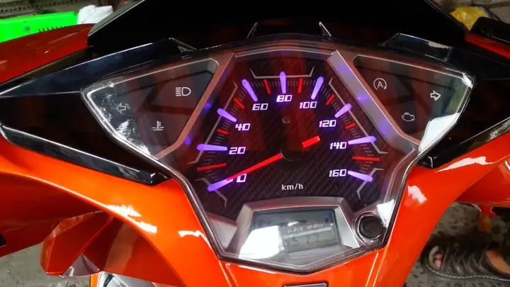 Dấu Hiệu Cảnh Báo Xe Bạn Đang Cần Dung Dịch Tản Nhiệt