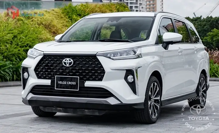 Ngoại Thất Xe Toyota Veloz Top 2023