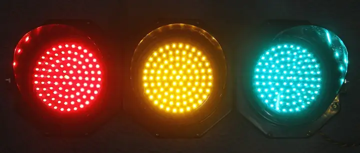 Các Quy Tắc Về An Toàn Giao Thông Đường Bộ Là Gì?