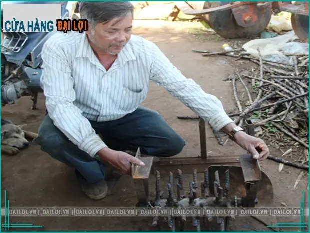 Phát Minh Máy Cày Đa Năng, Lão Nông Bỗng Chốc Thành Tỉ Phú