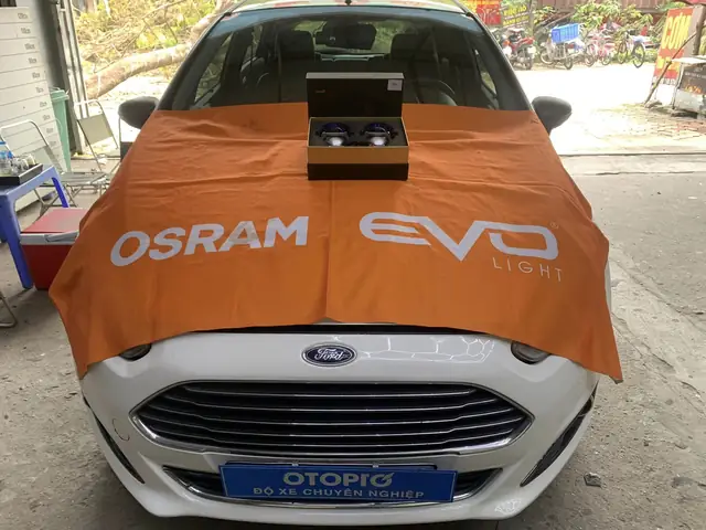 Tại Sao Độ Bi Pha Laser T4j Cho Ford Fiesta?