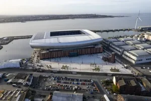 Giải Mã Quy Trình Phá Dỡ Xe Ô Tô: Từ Luật Pháp Đến Thực Tiễn