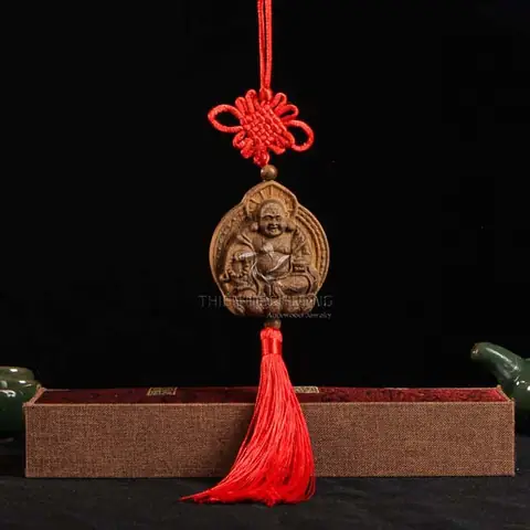 Phật Di Lặc Để Xe Ô Tô Bằng Trầm Hương: Ý Nghĩa, Cách Đặt Và Bảo Quản Đúng Phong Thủy