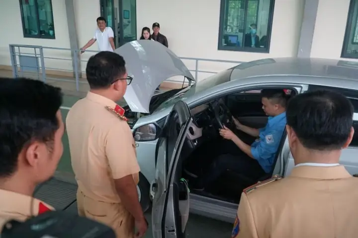 Những Câu Hỏi Thường Gặp Về Lỗi Hết Đăng Kiểm