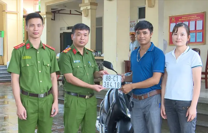 Cải Cách Thủ Tục Cấp Bks Xe Rút Ngắn Được Người Dân Ủng Hộ.