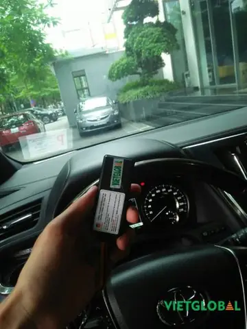 Hình Ảnh Lắp Đặt Định Vị Ô Tô