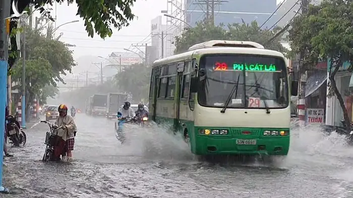 Lưu Ý Quan Trọng Để Tránh Xe Ô Tô Bị Thủy Kích