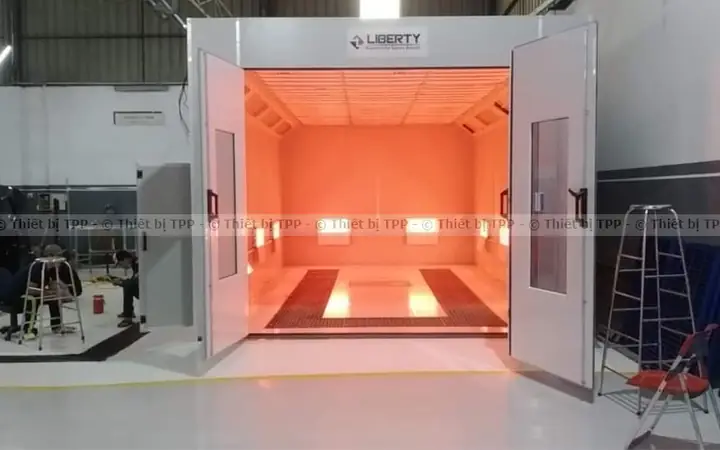 Phòng Sơn Chi Tiết Xe Ô Tô Tự Động: Công Nghệ Và Ứng Dụng